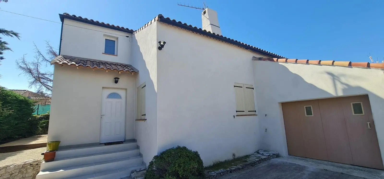 Chantier de construction d'une extension latérale